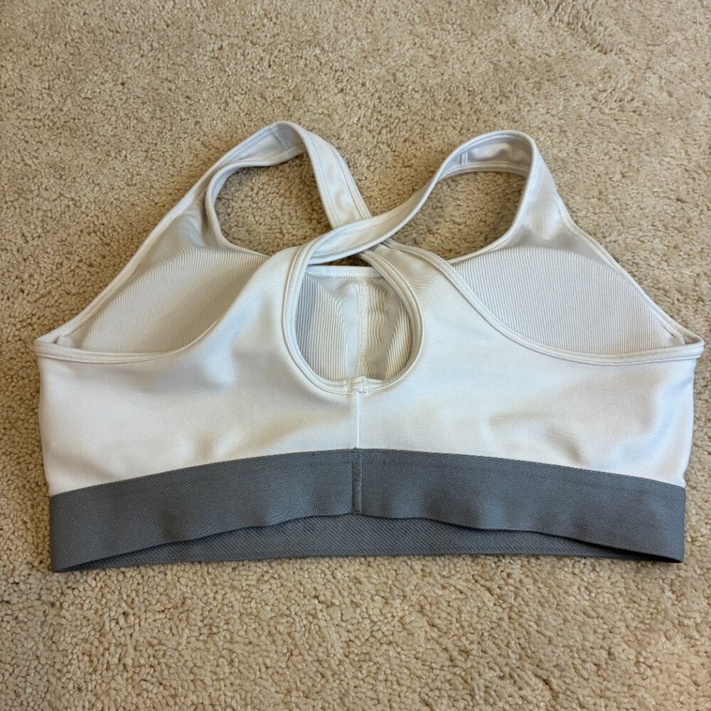 Under Armour Mid Crossback Women's Sports Bra - Picture 6 of 12